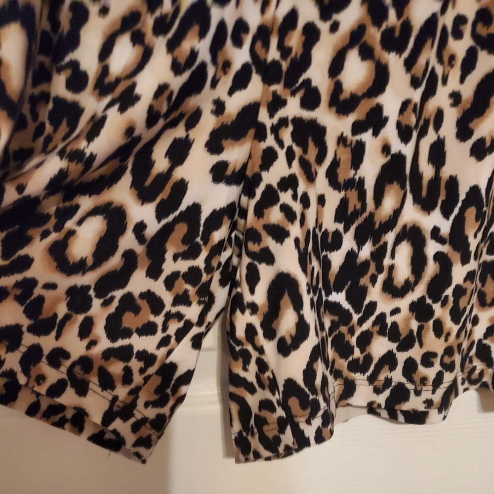 NWT- Anne Klein Animal Print Romper - Picture 3 of 10
